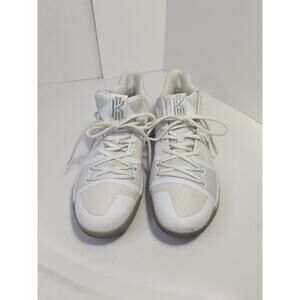 Nike Kyrie 3 White Chrome Silver Low Cut Mens Basketball 852395-103 Size 10